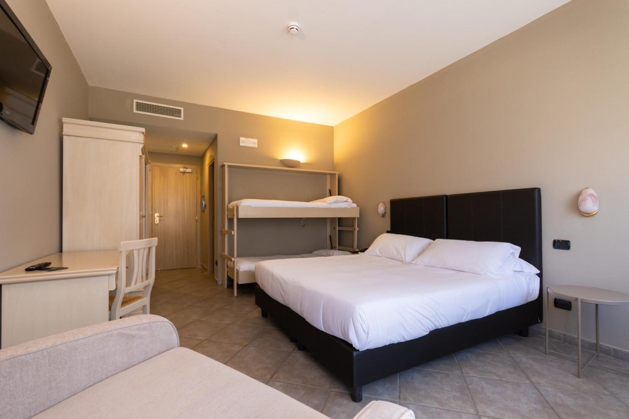 Hotel Don Luis Castel Di Sangro Exterior photo