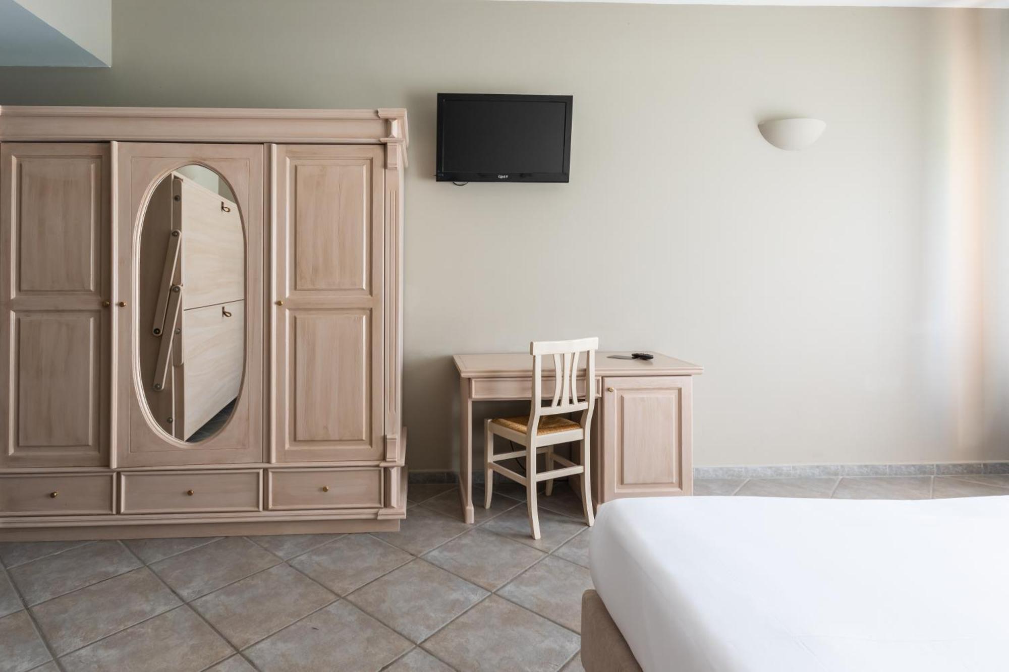 Hotel Don Luis Castel Di Sangro Exterior photo